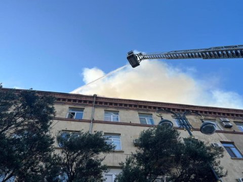 Bakıda 5 mərtəbəli binada YANĞIN