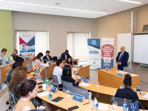 Diplomatlara Böyük Qayıdış haqqında məlumat verildi