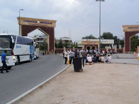 Quru sərhədlərinin bağlı qalmasının səbəbi AÇIQLANDI