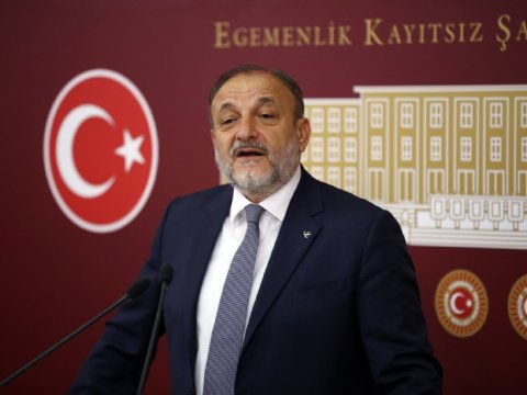 Sabiq nazir İYİ Partiyaya üzv oldu