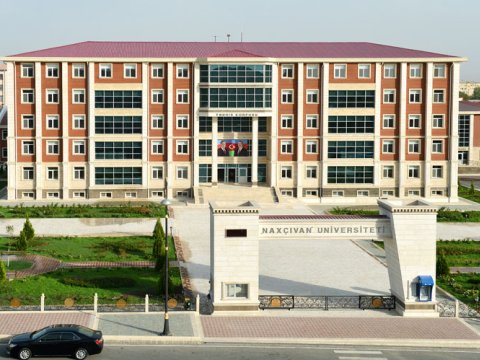 Bu lisey Naxçıvan Dövlət Universitetinin tabeliyinə verildi