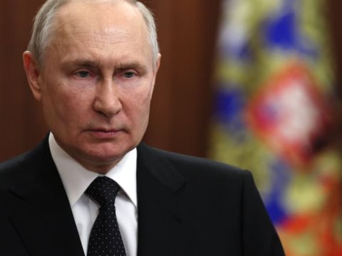 Putin yenidən xalqa müraciət etdi, qiyamdan danışdı