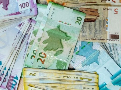 Azərbaycanda pul kütləsi artıb - 12 %