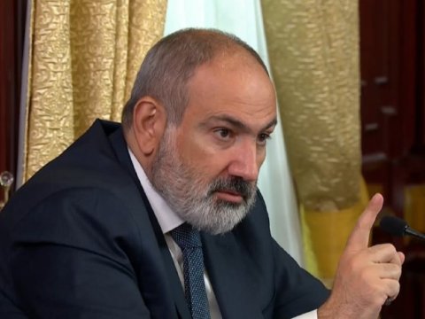 Paşinyan Ermənistanın xarici siyasəti və ordudan DANIŞDI