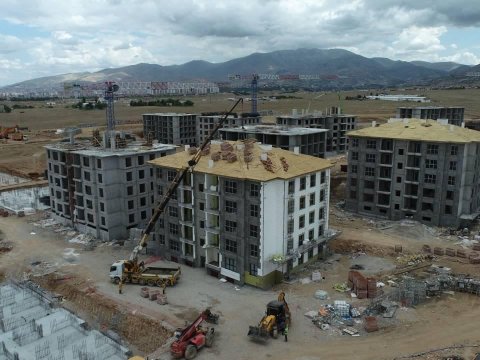 Zəlzələyə davamlı 650 min evi tamamlamaq əzmindəyik - Ərdoğan