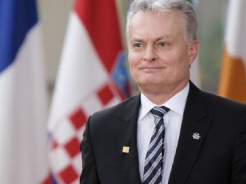 Litva Prezidenti gözlənilmədən Kiyevə gəldi