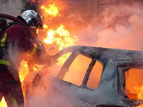 Parisdə növbəti polis zorakılığı - 17 yaşlı gənc öldürüldü
