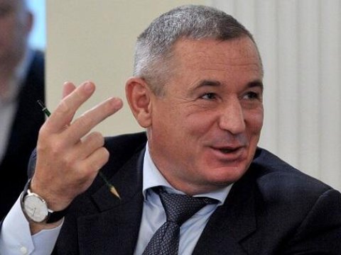 Daha bir milyarder Rusiya vətəndaşlığından imtina etdi 