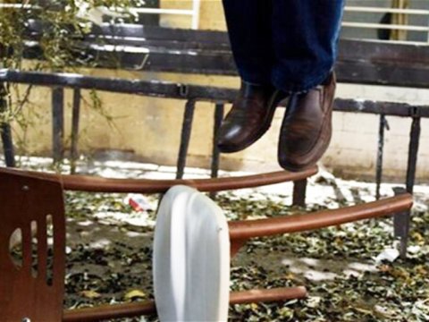 37 yaşlı kişi evdə asılmış vəziyyət tapıldı