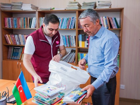 Qırmızı Ürəklər Fondundan “Kitab Gəzər” layihəsinə dəstək - FOTO