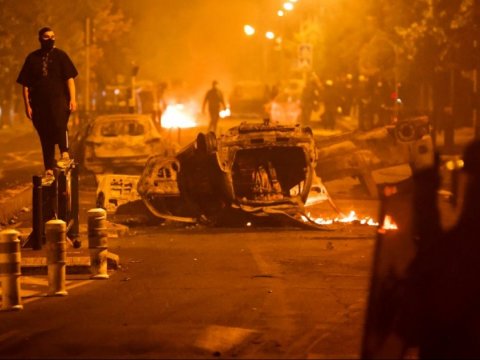 Fransada saxlanılan etirazçıların sayı 3 mini keçdi