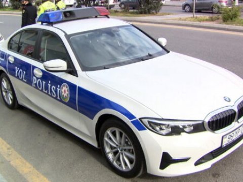 Polis 9 avtomobilin iştirakı ilə baş verən qəza barədə məlumat yaydı