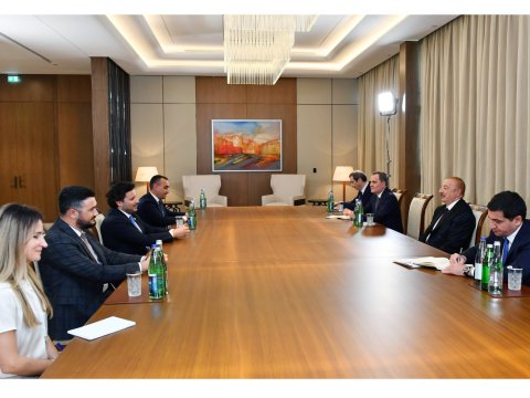 İlham Əliyev Monteneqro Baş nazirini qəbul edib