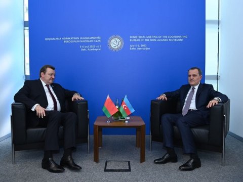 Ceyhun Bayramov belaruslu həmkarı ilə görüşüb