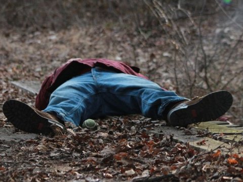 Bağda 21 yaşlı gəncin meyiti tapıldı