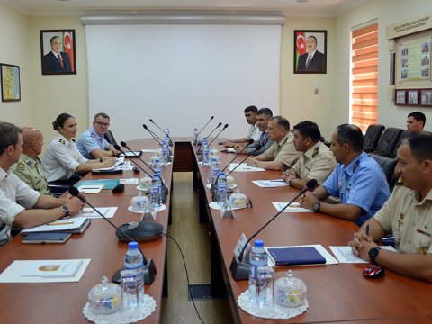 Bakıda NATO-nun ekspert heyəti ilə görüş keçirildi