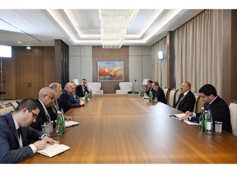 Prezident Əhməd Attafı qəbul edib