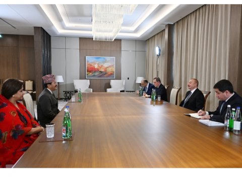 İlham Əliyev Nepalın xarici işlər nazirini qəbul edib 