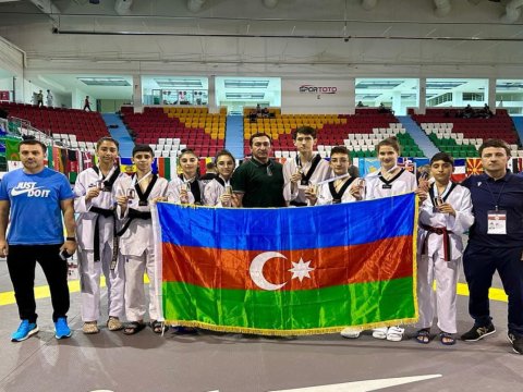 Taekvondoçularımız Türkiyədə 8 medal qazanıb