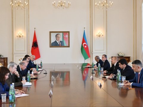 Prezidentlərin geniş tərkibdə görüşü olub - YENİLƏNİB