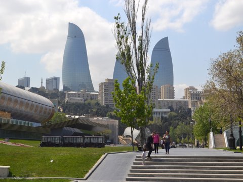 Sabahın havası - Yağış, 39 dərəcə isti