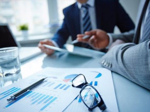 Sahibkarlıq sahəsində yoxlamalarla bağlı qanun TƏSDİQLƏNDİ