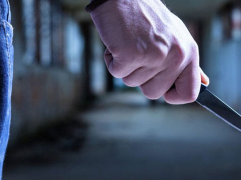 İsmayıllıda 52 yaşlı kişi kürəyindən bıçaqlandı