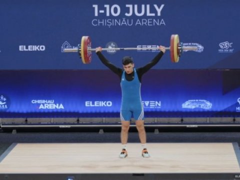 Məmmədzadə Avropa birinciliyində 3 medal qazandı