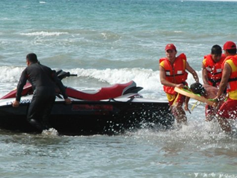 Batma təhlükəsi ilə üzləşən şəxslər xilas edildi 