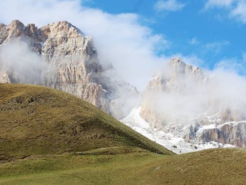 XİN-in əməkdaşları \