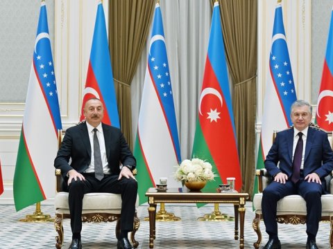 İlham Əliyev Mirziyoyevə təbrik məktubu GÖNDƏRDİ