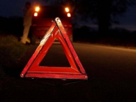 Cəlilabadda maşın aşdı - Yaralılar var 