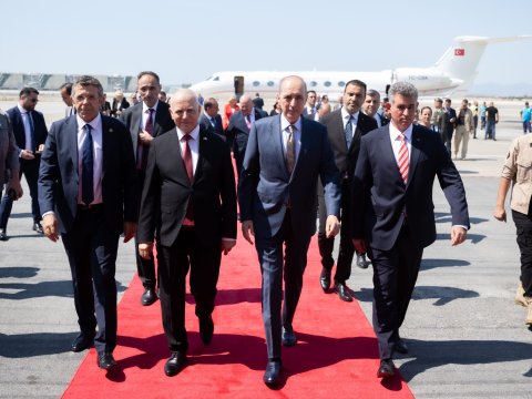 Kurtulmuş spiker kimi ilk dəfə Şimali Kiprə getdi