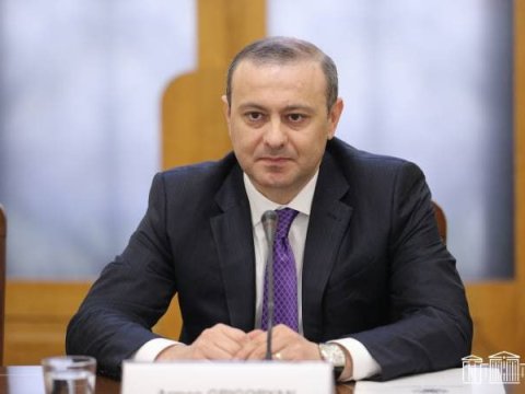 Danışıqlarda bir çox məsələlər həll olunmayıb - Qriqoryan