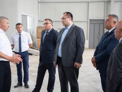 Nazir fermerlərlə görüş keçirib - FOTOLAR