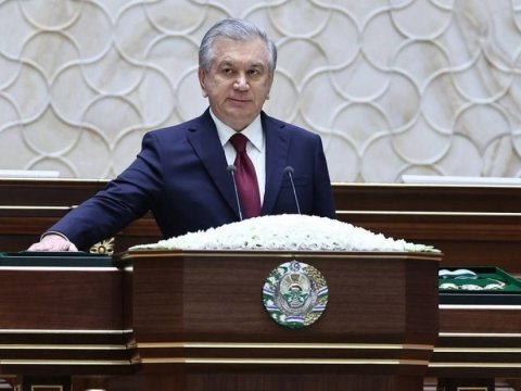 Mirziyoyev sabah and içəcək