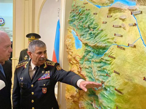 İsrail müdafiə naziri Xankəndiyə baxır - Bu foto nədən xəbər verir?