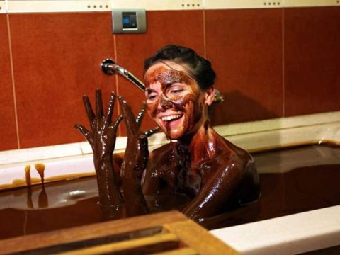 Naftalan nefti Avropada Azərbaycan məhsulu kimi təqdim edilmir