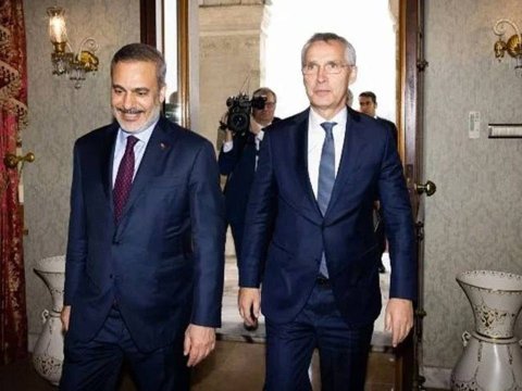 Fidan Stoltenberqlə danışıqlar apardı