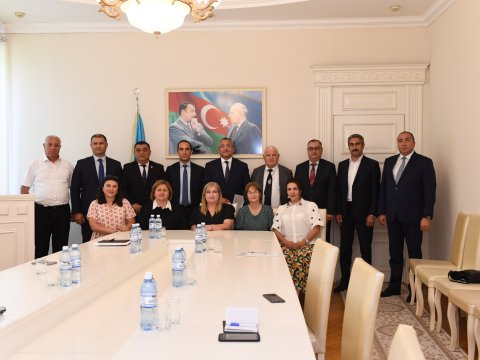 İctimai Şuranın üzvləri ilə görüş keçirildi - FOTO