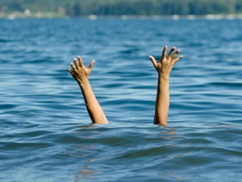 14 yaşlı qız Kürdə boğulub öldü 