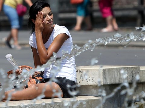 Avropada temperatur 47 dərəcəyə ÇATIR