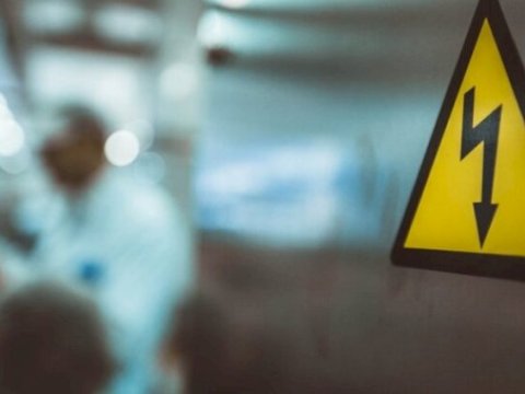 Azyaşlını “tok” vurub öldürdü