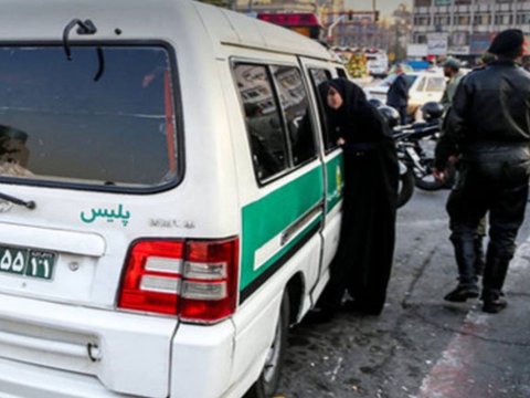 İranda hicab qaydaları ilə bağlı patrullar yaradılır