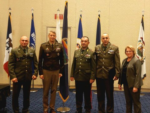 Ermənistan baş qərargah rəisi ABŞ-dadır