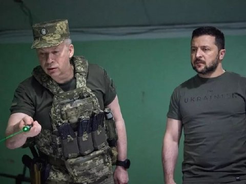 Baxmutun qaytarılması şərəf məsələsidir - SIRSKİ