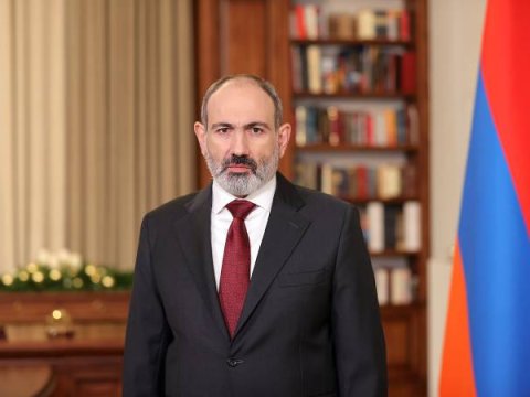 Paşinyan nazir müavinini işdən çıxardı