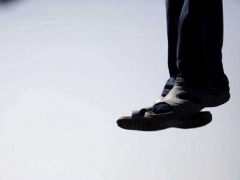 Bakıda 37 yaşlı kişi intihar etdi