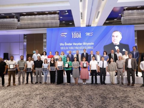 ADY media müsabiqəsinin qaliblərini mükafatlandırdı