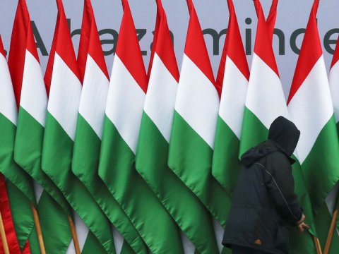 Macarıstan Kiyevə kaset bombalarının verilməsinə qarşı çıxdı